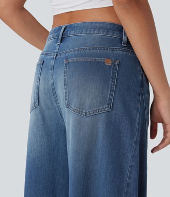 Jeans décontracté Halara Flex™ à une coupe mi-haute, lavé, avec droites et poches