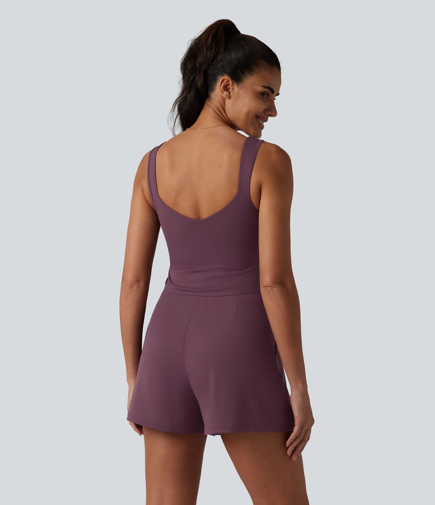 Combinaison décontractée à col en V avec soutien-gorge intégré et poches - Édition Easy Peasy