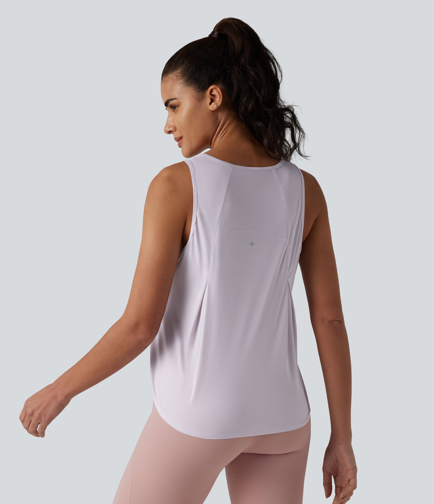 Round Neck Curved Hem Running Tank Top Round Neck Curved Hem Running Tank Top
