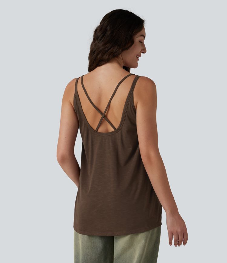 Lässiges Tanktop mit U-Ausschnitt und integriertem BH - loose fit