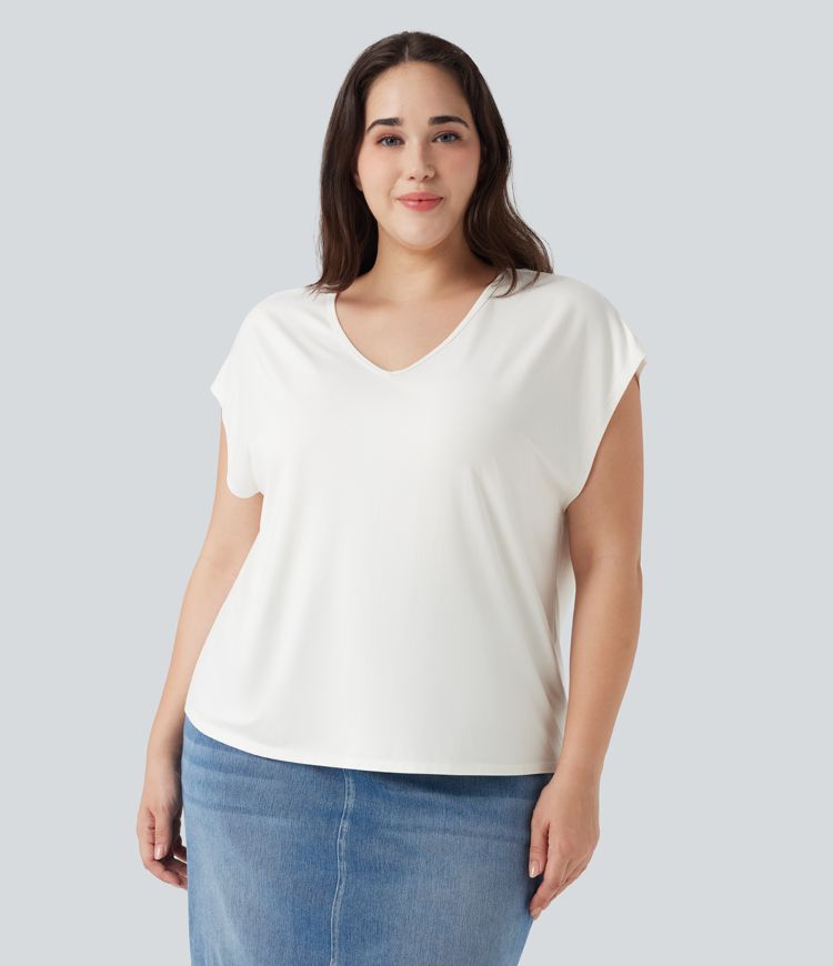 Lässiges T-Shirt mit V-Ausschnitt und kurzen Ärmeln - Plus-Size