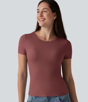 Scoop Neck Short Sleeve Built-in Bra Casual T-Shirt