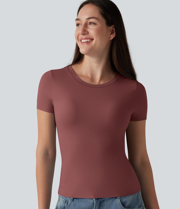 Scoop Neck Short Sleeve Built-in Bra Casual T-Shirt