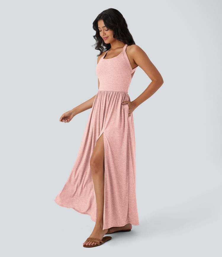 Robe longue fluide fendue avec poches latérales, dos nu et effet torsadé Robe longue fluide fendue avec poches latérales, dos nu et effet torsadé