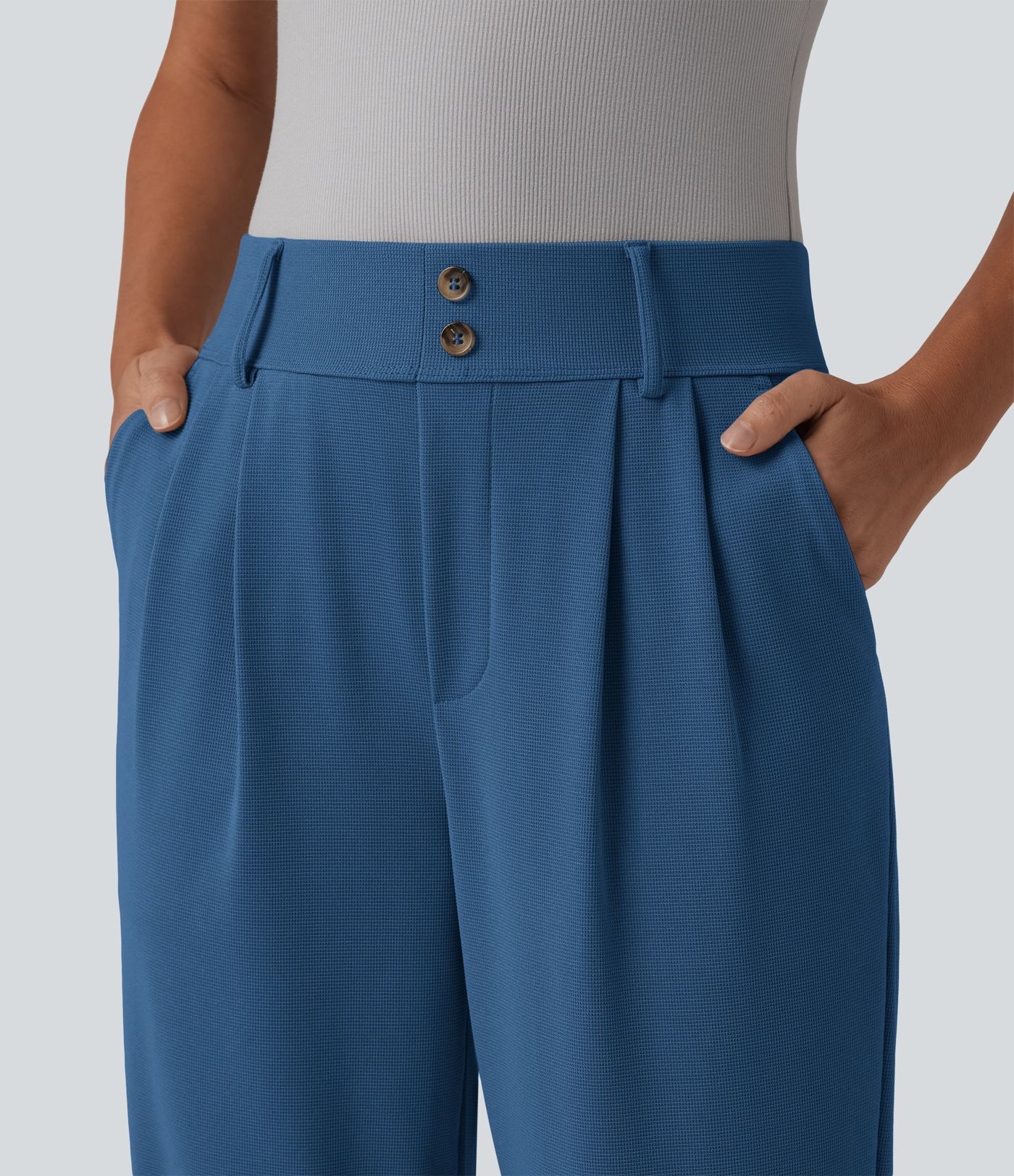 Halara Flex™ - Schmal zulaufende Bürohose mit hohem Bund, Seitentaschen und Waffelstoff