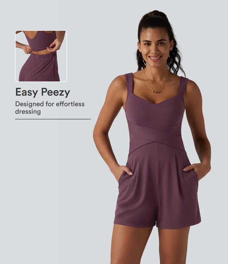Lässiger Einteiler mit V-Ausschnitt, Seitentaschen und integriertem BH - Easy Peezy Edition