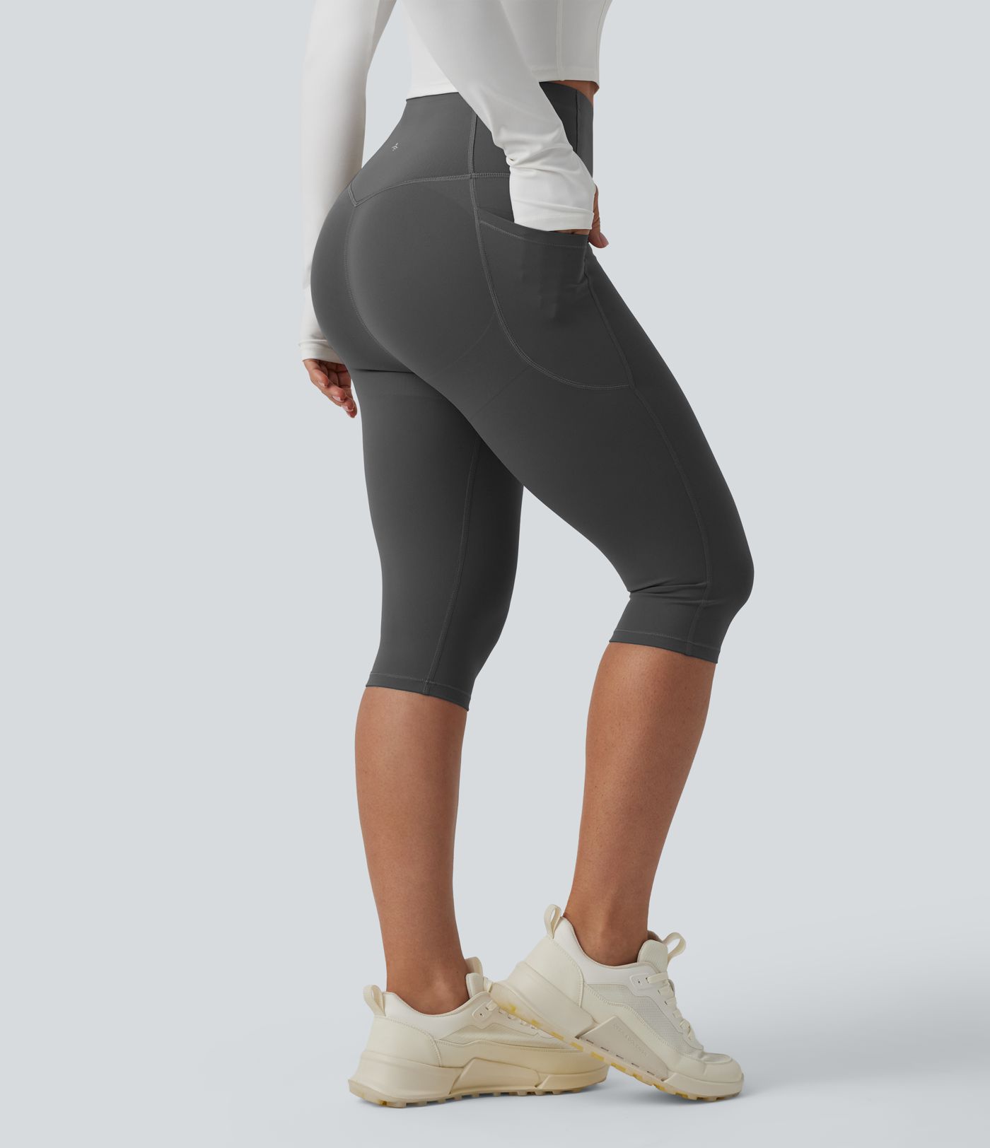 Halara UltraSculpt™ High Waisted Butt Lifting Tummy Control Pedal Pushers Shaping Training Leggings with Pockets