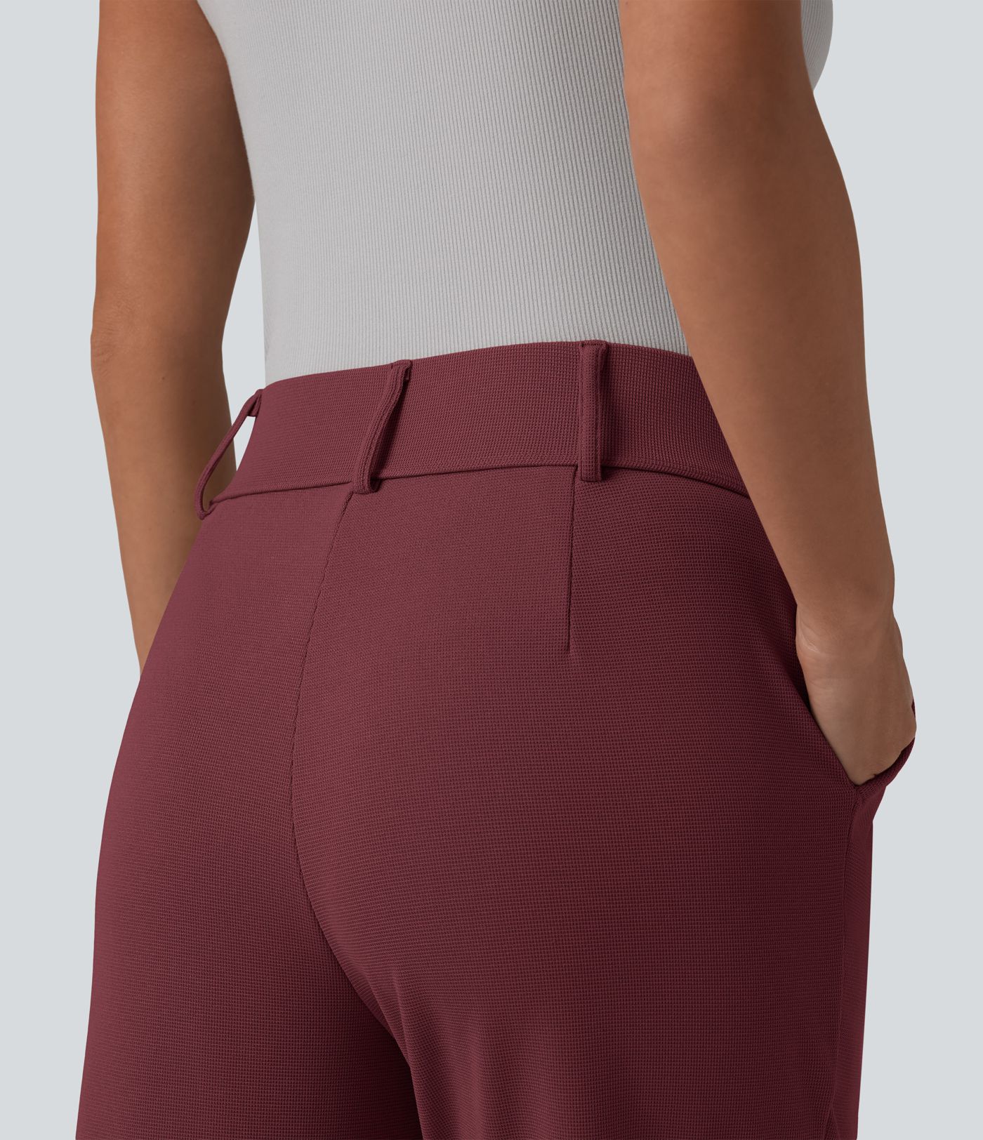 Halara Flex™ - Schmal zulaufende Bürohose mit hohem Bund, Seitentaschen und Waffelstoff