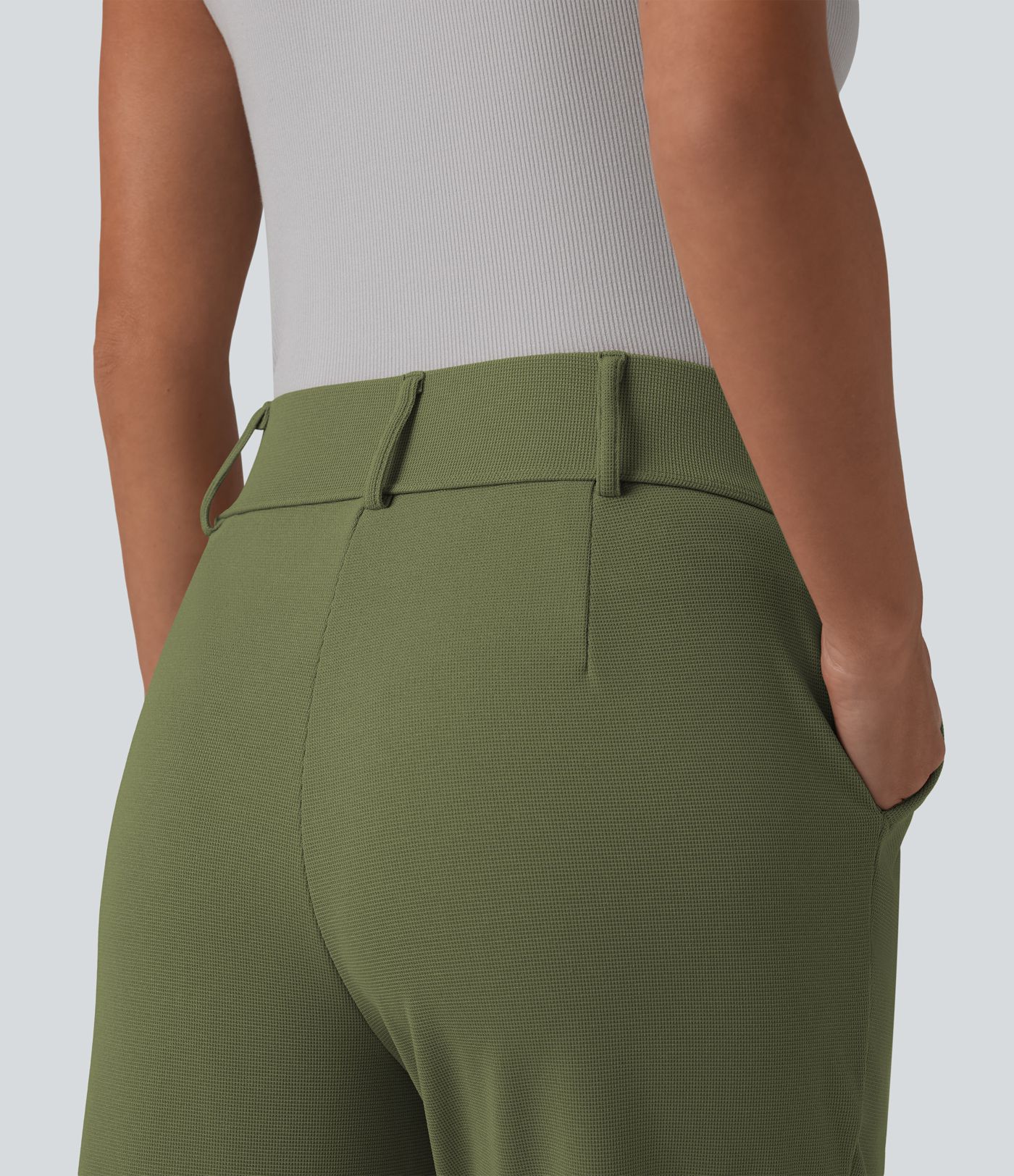 Halara Flex™ - Schmal zulaufende Bürohose mit hohem Bund, Seitentaschen und Waffelstoff
