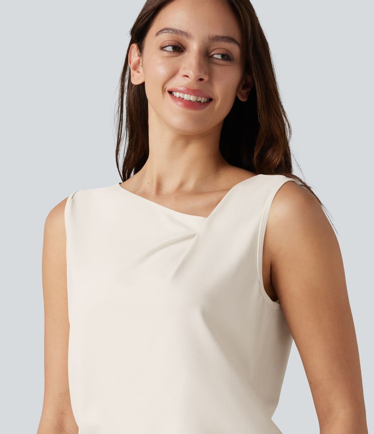 Gerafftes, ärmelloses Büro-Top mit asymmetrischem Wasserfallausschnitt und geschlitztem Saum