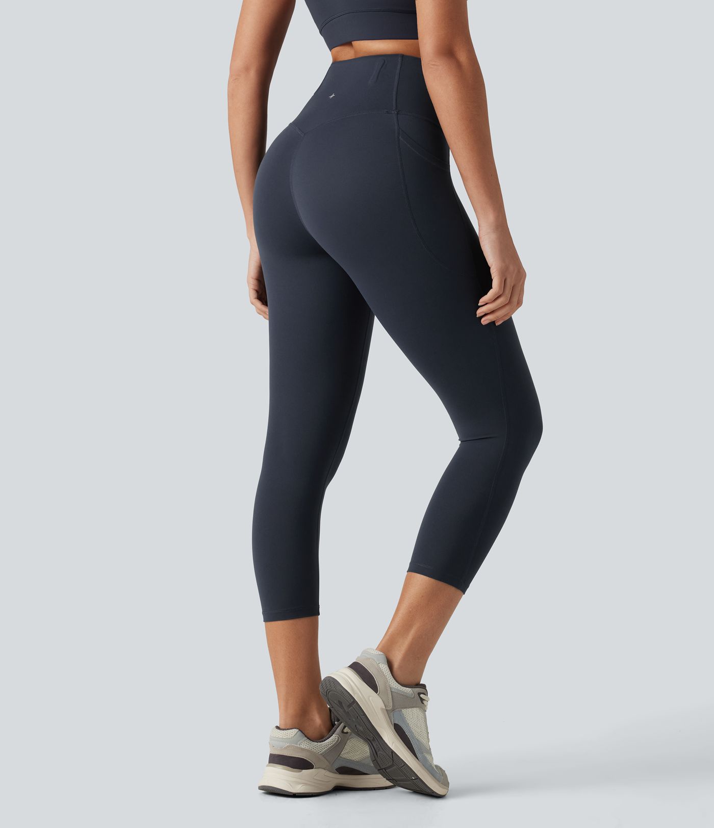 Halara UltraSculpt™ High Waisted Anti-Roll Tummy Control Shaping Yoga Capri Leggings with Pockets