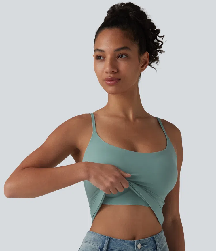 Lässiges Tanktop mit Rundhalsausschnitt und integriertem BH - B-E Cups