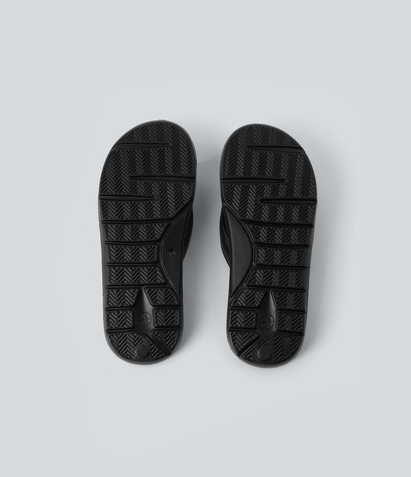 Plain Flip Flops