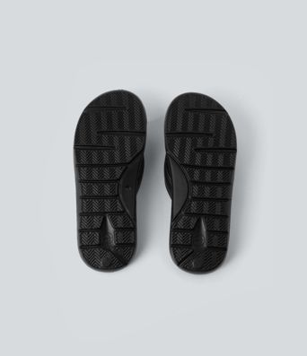 Plain Flip Flops