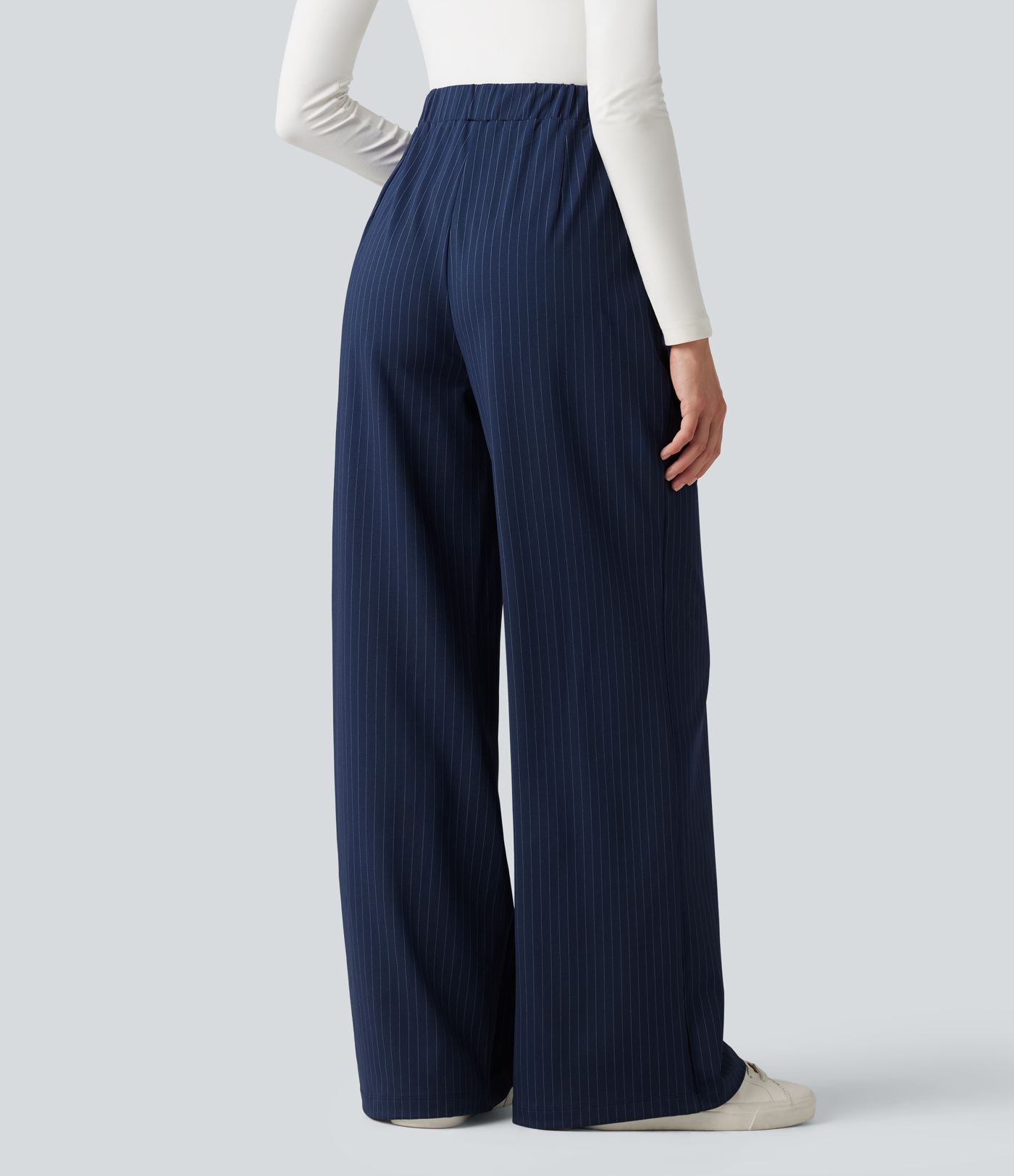 Pantalones de trabajo de pierna ancha y talle alto con botones decorativos, rayas y bolsillos