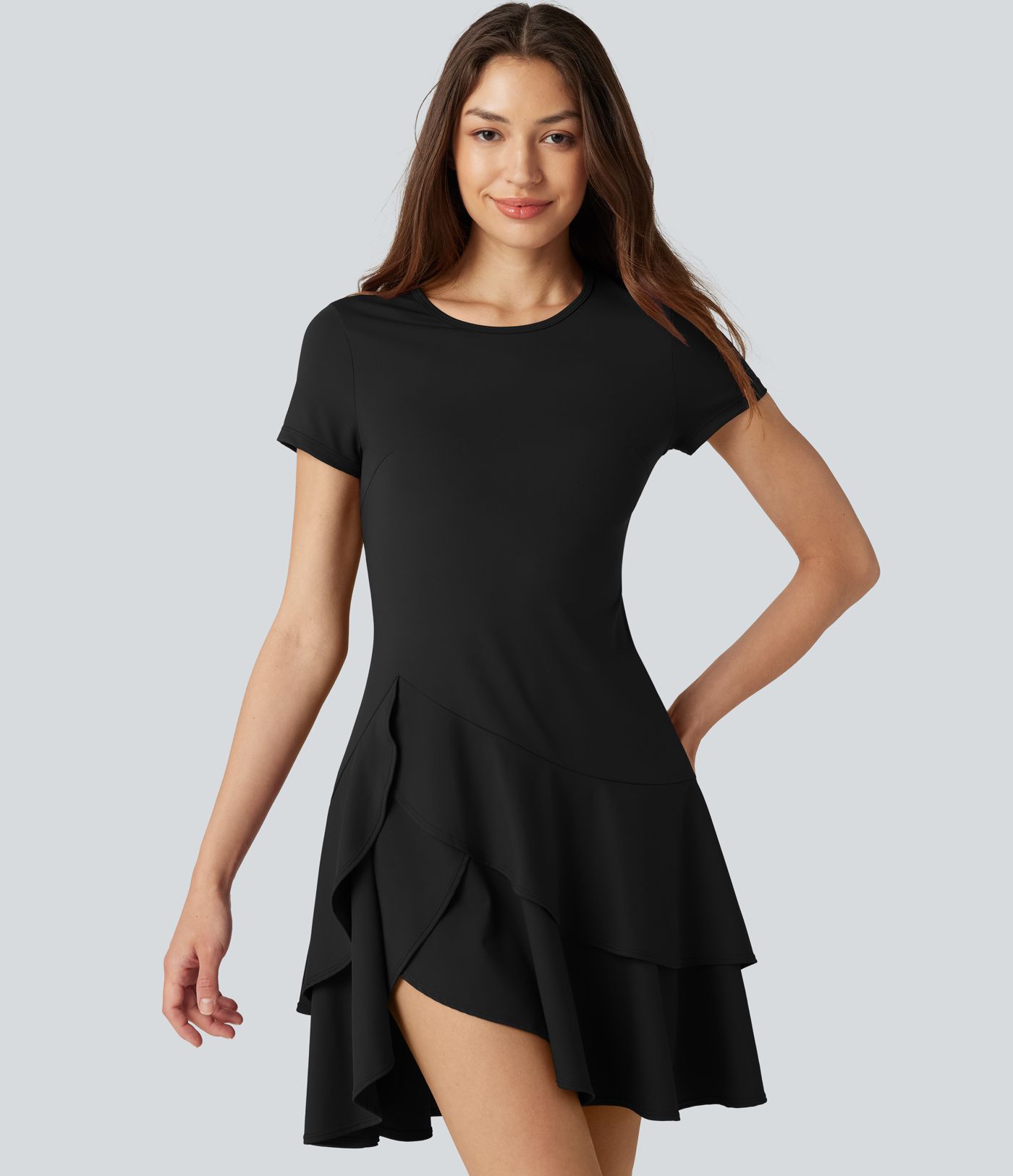 SoftlyZero™ Robe mini décontractée aérée col rond, manches courtes, ourlet à volants étagés, toucher frais SoftlyZero™ Robe mini décontractée aérée col rond, manches courtes, ourlet à volants étagés, toucher frais