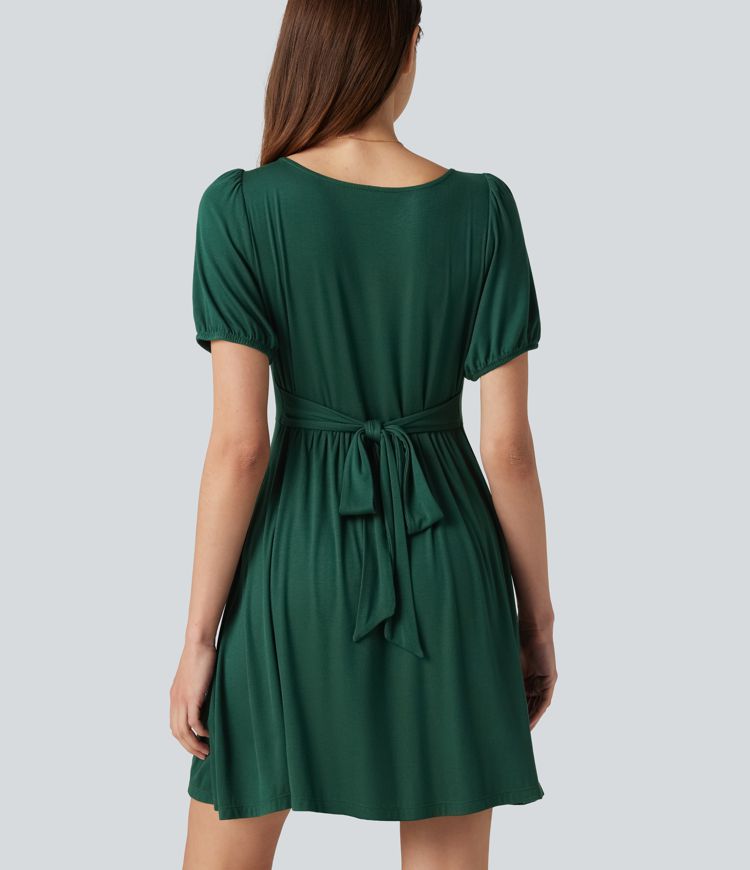 Robe décontractée mini col rond échancré manches courtes dos noué avec poches