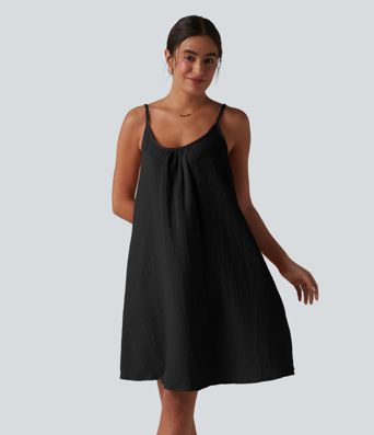 Lässiges Minikleid aus Baumwolle mit verstellbaren Trägern und Seitentaschen