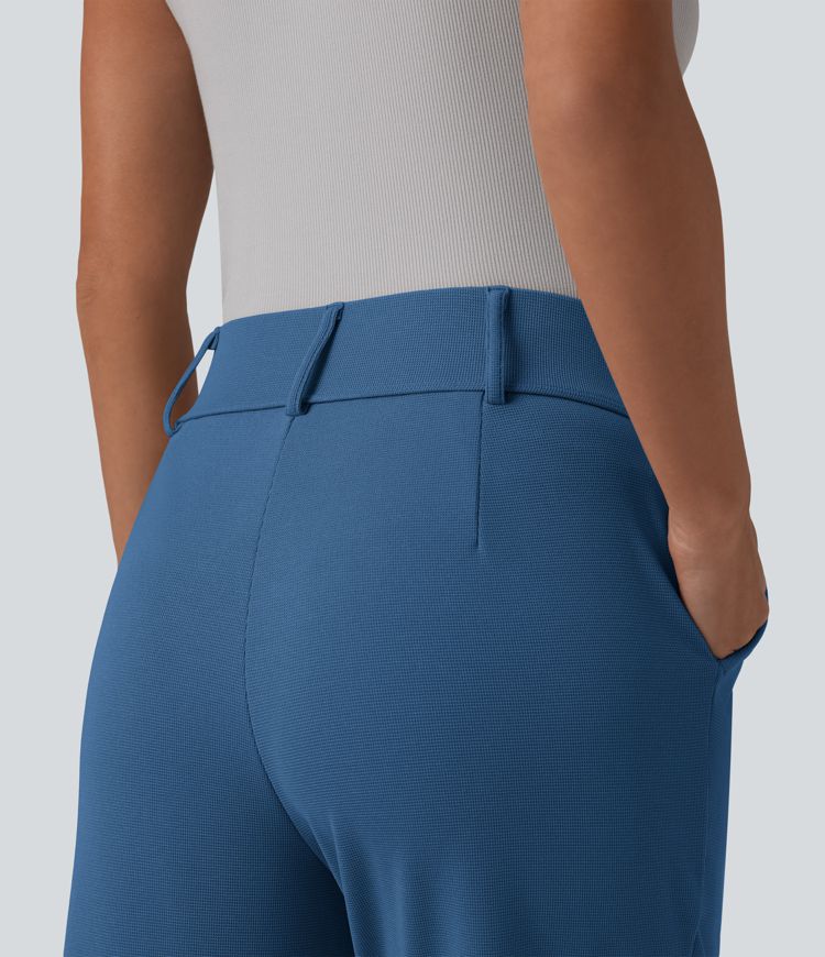 Halara Flex™ - Schmal zulaufende Bürohose mit hohem Bund, Seitentaschen und Waffelstoff