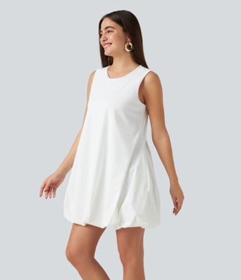 Robe sport mini de danse col rond sans manches coupe boule avec poches Robe sport mini de danse col rond sans manches coupe boule avec poches