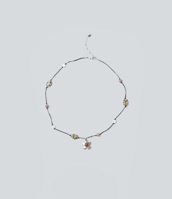 Halskette mit Blumen-Stein-Anhänger