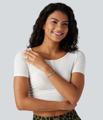 Set aus Armbändern