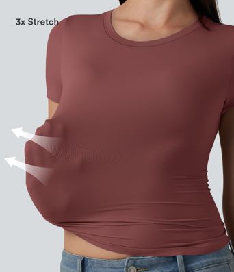 Scoop Neck Short Sleeve Built-in Bra Casual T-Shirt