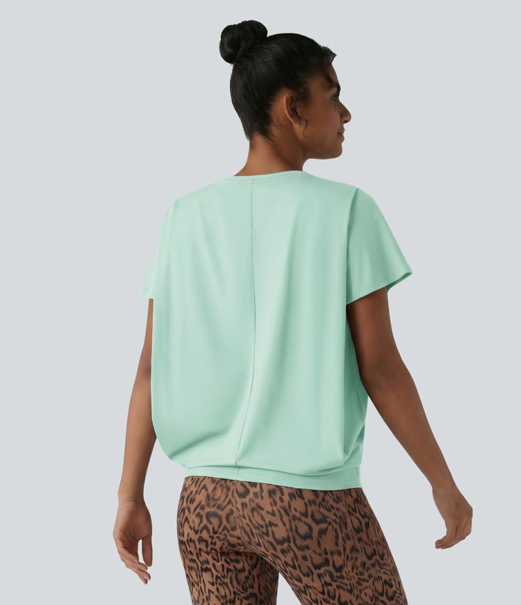 Haut de sport col rond manches courtes toucher frais avec fronces – UPF 50+ Haut de sport col rond manches courtes toucher frais avec fronces – UPF 50+
