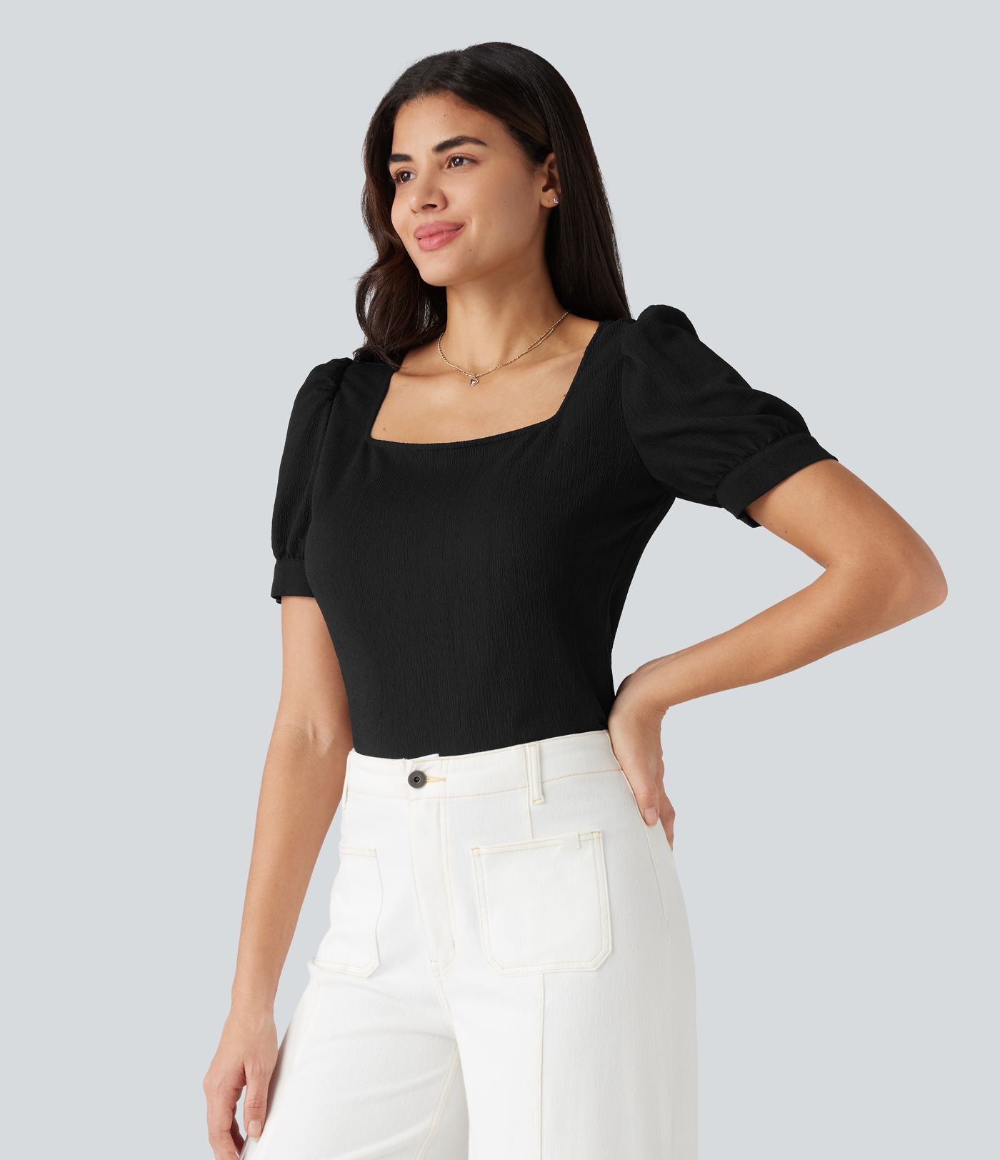 Blusa de trabajo con escote cuadrado, mangas abullonadas y tejido texturizado