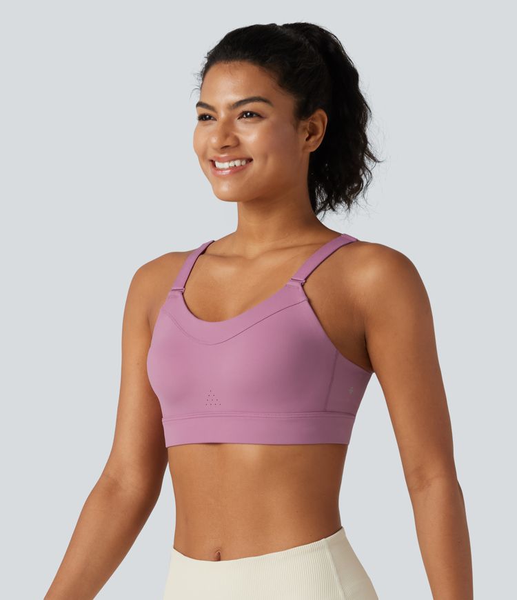 Tréninková sportovní podprsenka se střední oporou a tvarovanými spacer košíčky