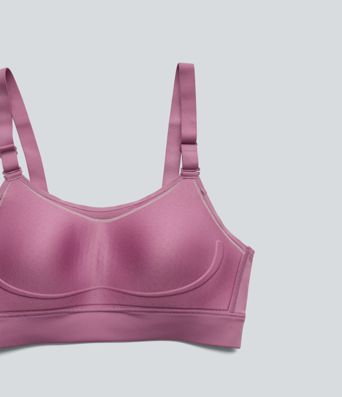 Tréninková sportovní podprsenka se střední oporou a tvarovanými spacer košíčky