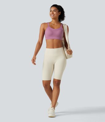 Tréninková sportovní podprsenka se střední oporou a tvarovanými spacer košíčky