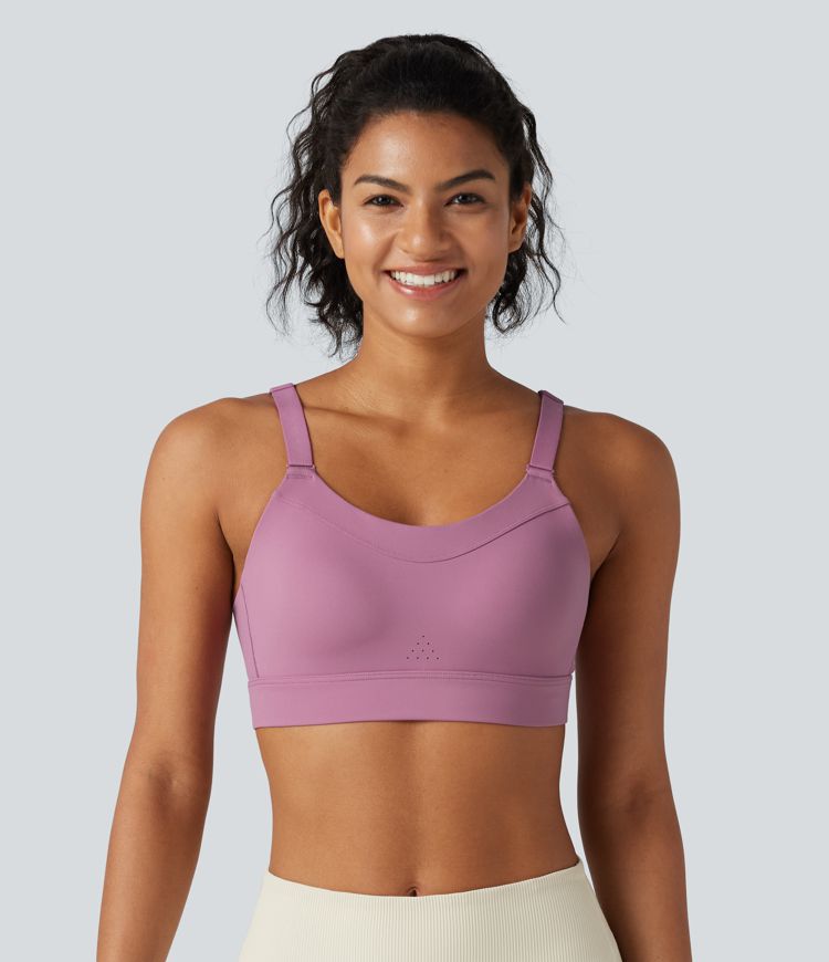 Tréninková sportovní podprsenka se střední oporou a tvarovanými spacer košíčky