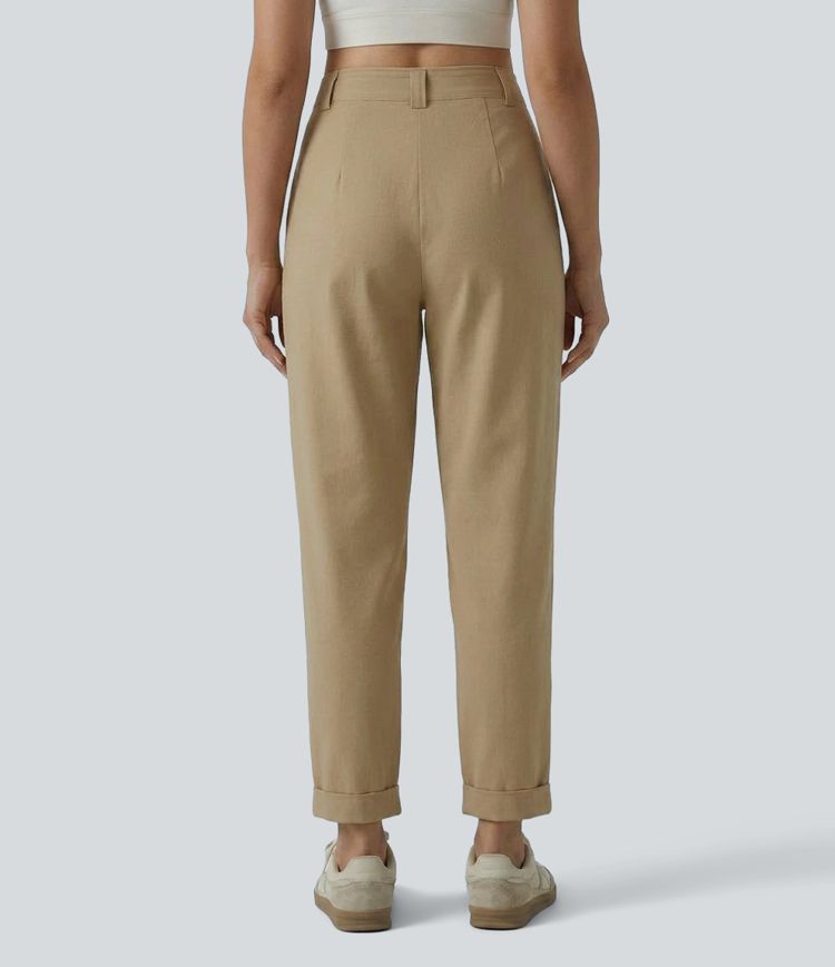 Schmal zulaufende Bürohose aus Baumwolle mit mittelhohem Bund, Seitentaschen und umgeschlagenem Saum