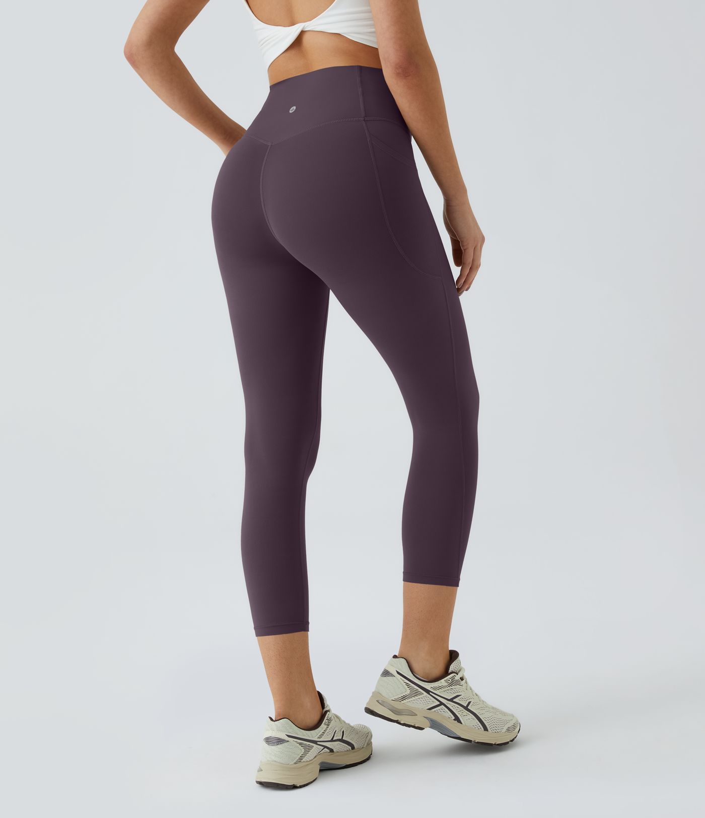 Halara UltraSculpt™ High Waisted Tummy Control Pocket Shaping Training Capri Leggings Halara UltraSculpt™ High Waisted Tummy Control Pocket Shaping Training Capri Leggings
