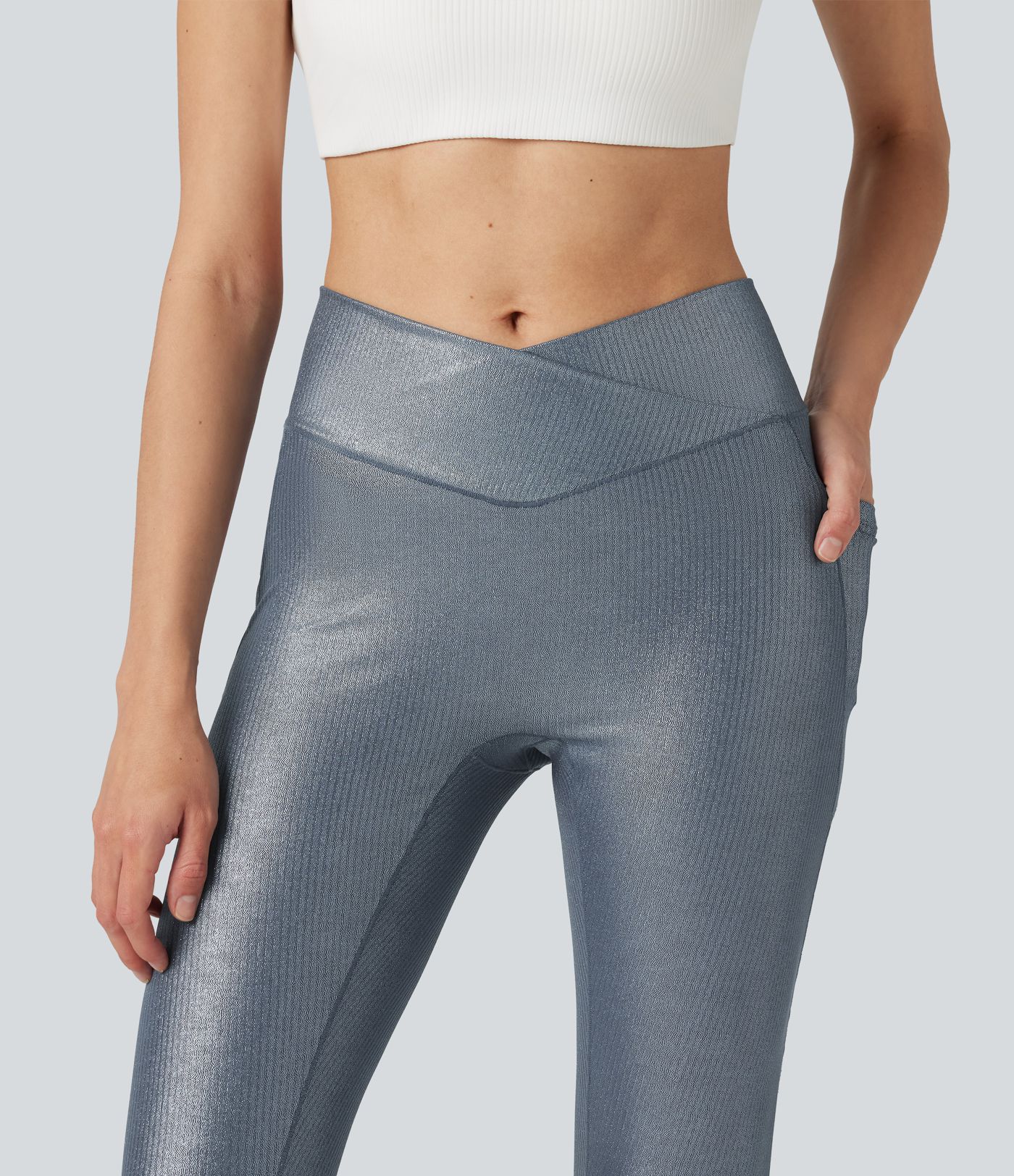 Leggings de yoga en punto acanalado, cintura alta con cruce, estampado metalizado (foil) y bolsillos