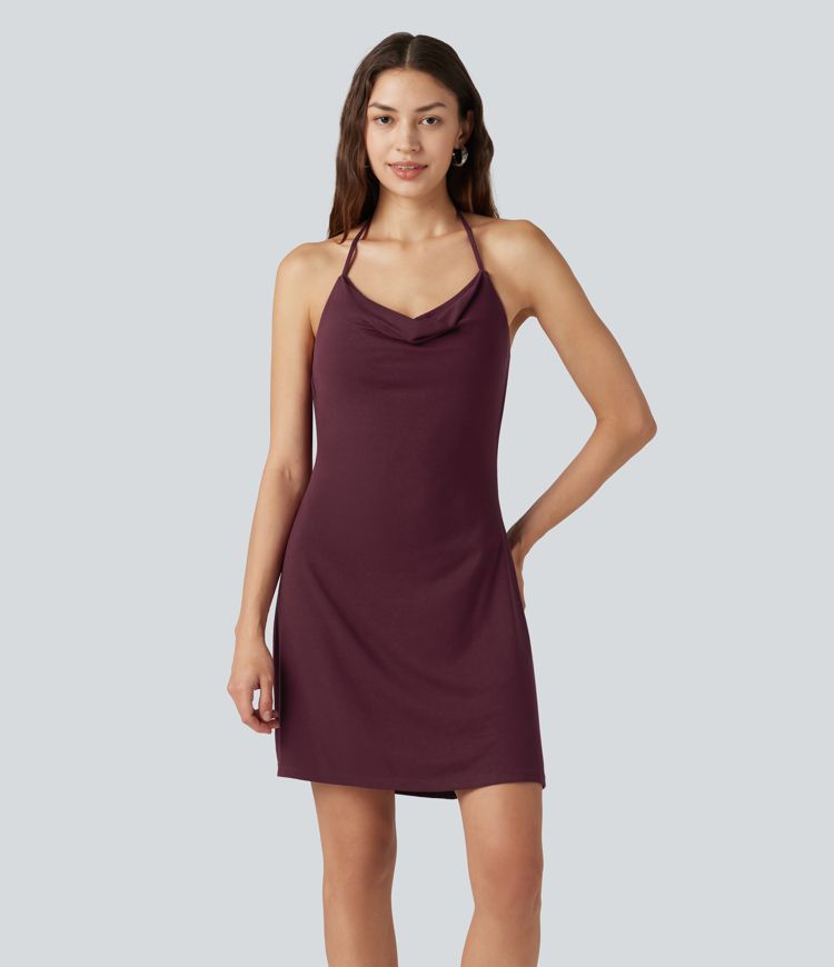 Rückenfreies, geripptes Minikleid mit Neckholder, Wasserfallausschnitt und integriertem BH