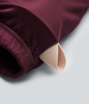 Rückenfreies, geripptes Minikleid mit Neckholder, Wasserfallausschnitt und integriertem BH