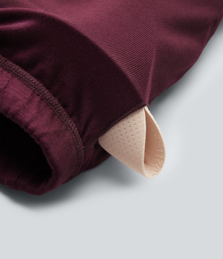 Rückenfreies, geripptes Minikleid mit Neckholder, Wasserfallausschnitt und integriertem BH
