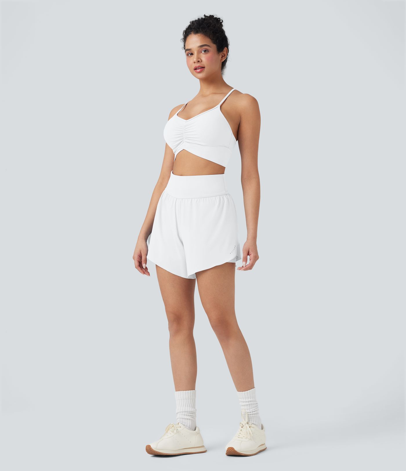 Short 2-en-1 de course gainant taille haute avec points réfléchissants, ourlet croisé et séchage rapide 12,5 cm avec poches SoftlyZero™
