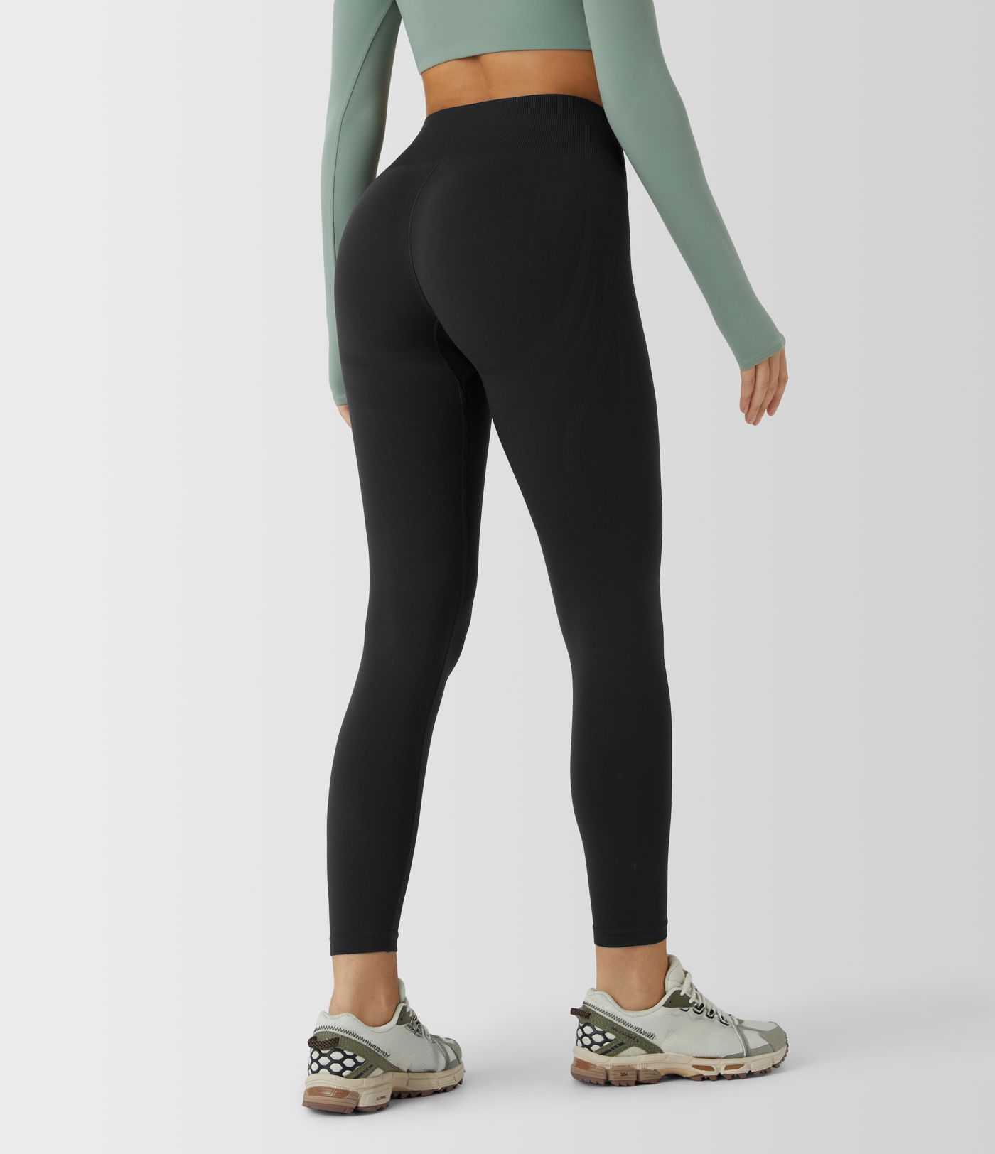 OneForm Seamless Flow Mid Rise Tummy Control Butt Lifting Yoga Leggings
