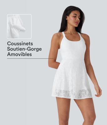 Robe-short 2-en-1 mini de danse active avec dos nu, détail torsadé, dentelle et poches-Easy Peasy Robe-short 2-en-1 mini de danse active avec dos nu, détail torsadé, dentelle et poches-Easy Peasy