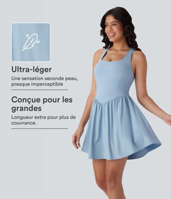 Robe active fluide Breezeful™ mini 2-en-1 à séchage rapide avec dos nu, style corset et poche - Longueur allongée