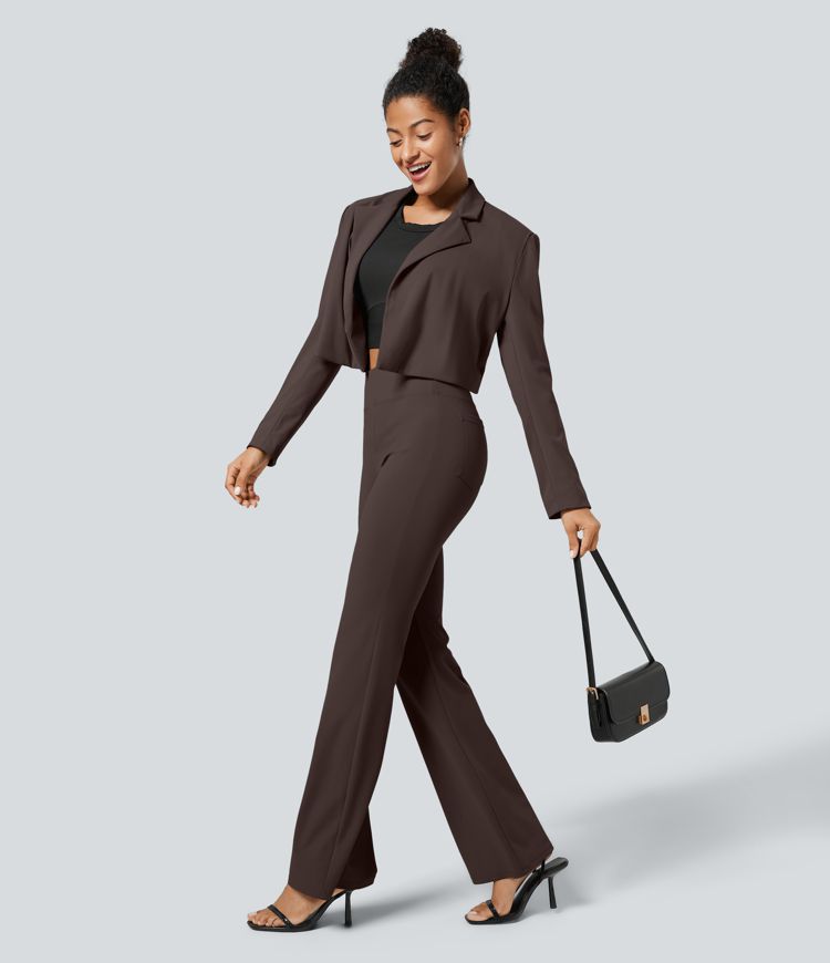Pantalon tailleur légèrement évasé taille haute avec poches arrière Halara Flex™