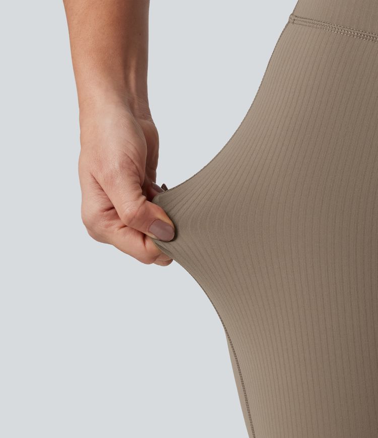 Halara UltraSculpt™ Rippstrick-Yoga-Leggings mit hohem Bund, überkreuztem Saum und Taschen