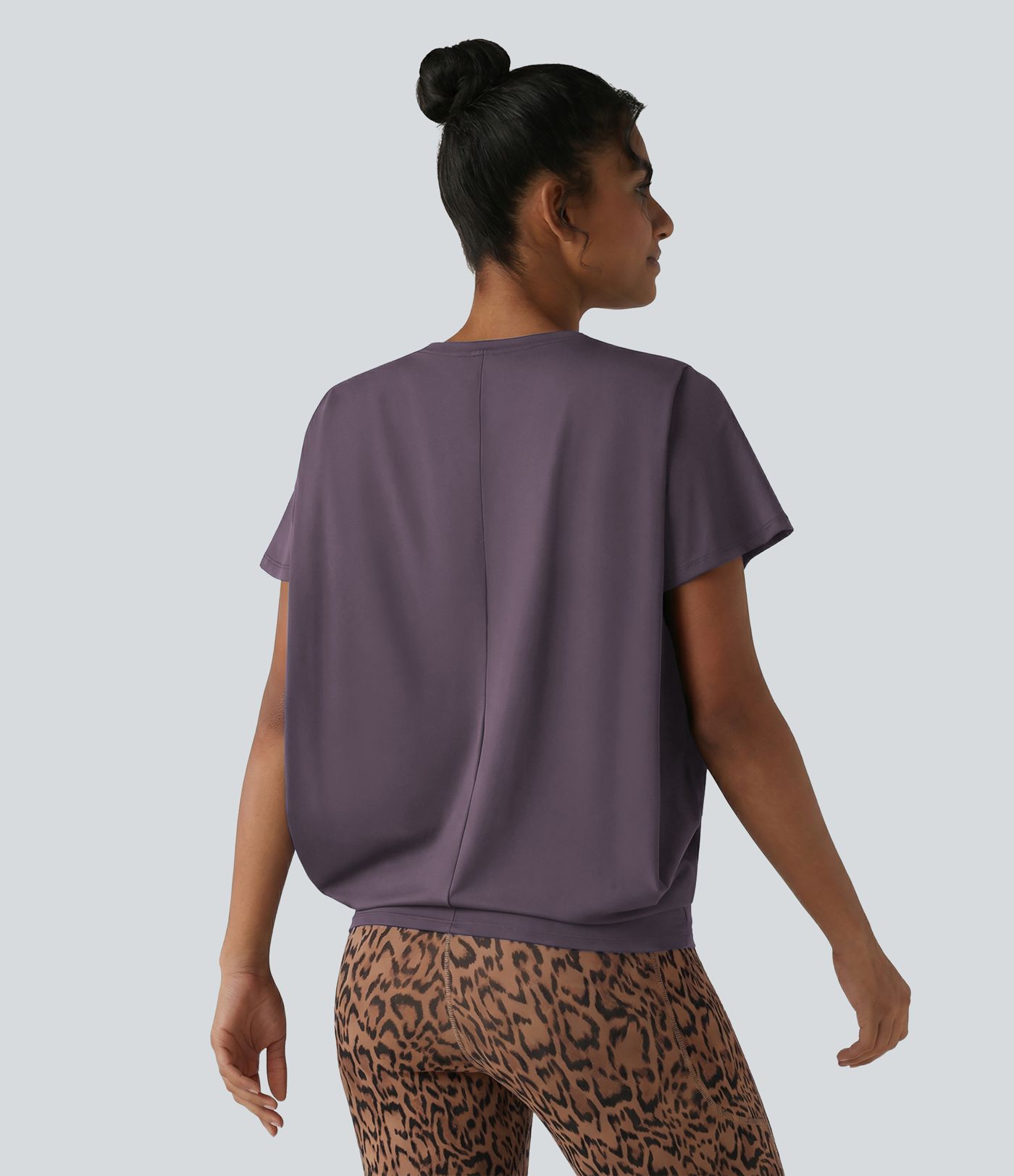 Haut de sport col rond manches courtes toucher frais avec fronces – UPF 50+ Haut de sport col rond manches courtes toucher frais avec fronces – UPF 50+