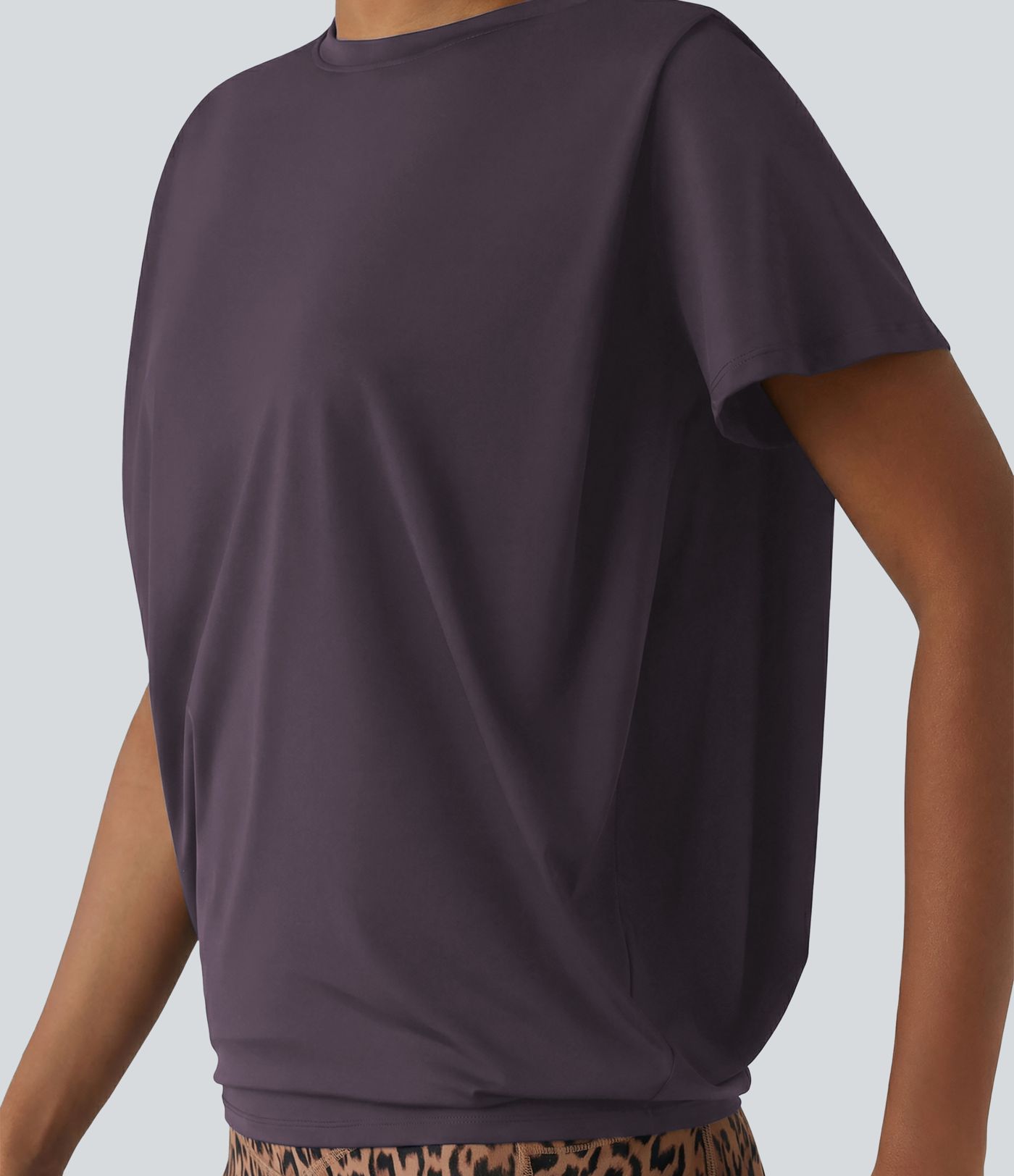 Haut de sport col rond manches courtes toucher frais avec fronces – UPF 50+ Haut de sport col rond manches courtes toucher frais avec fronces – UPF 50+
