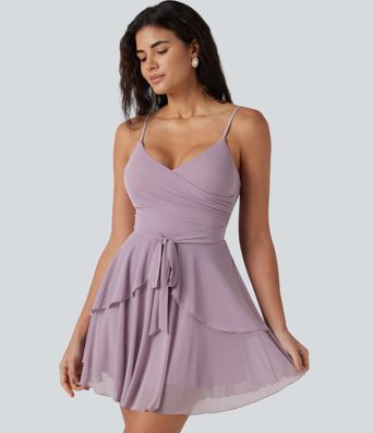 Robe nuisette mini demoiselle d'honneur et invitée de mariage avec brassière intégrée en mesh à col V noué et ourlet à volants Robe nuisette mini demoiselle d'honneur et invitée de mariage avec brassière intégrée en mesh à col V noué et ourlet à volants