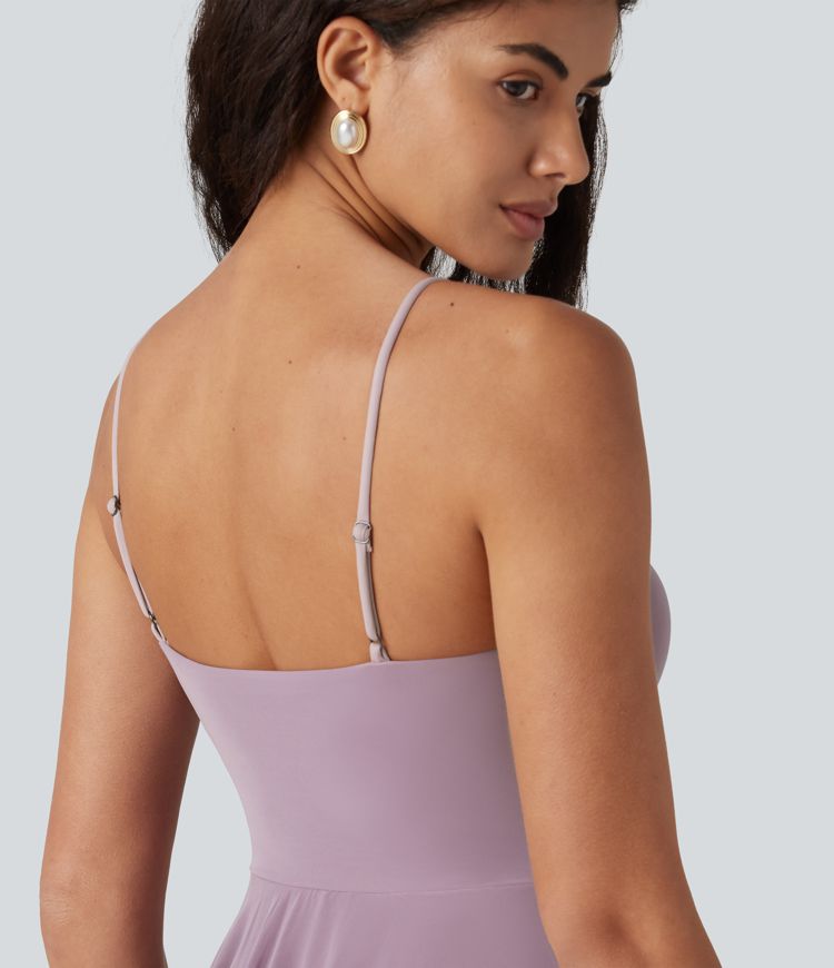 Robe nuisette mini demoiselle d'honneur et invitée de mariage avec brassière intégrée en mesh à col V noué et ourlet à volants Robe nuisette mini demoiselle d'honneur et invitée de mariage avec brassière intégrée en mesh à col V noué et ourlet à volants