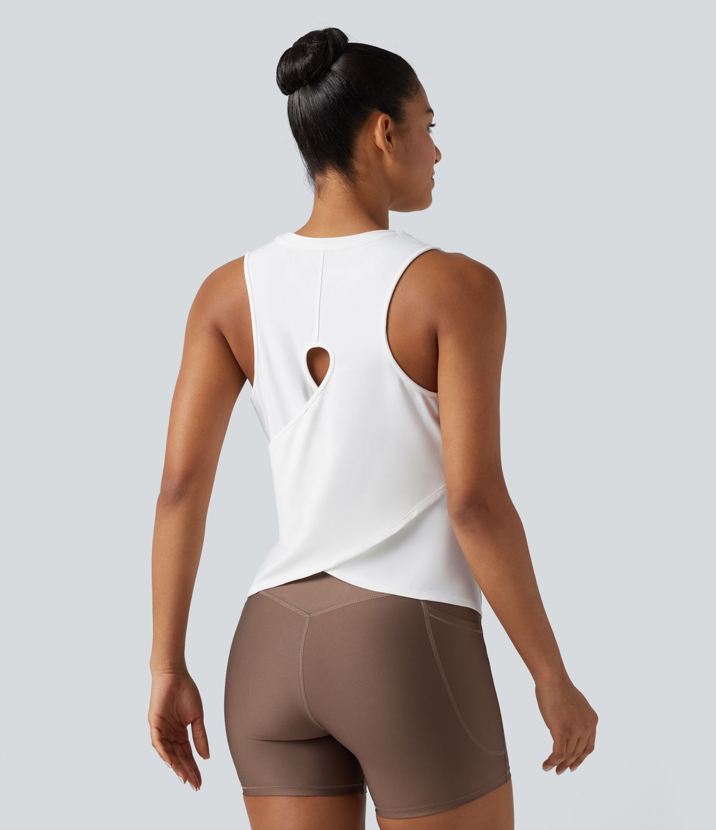 Débardeur de yoga chiné à ourlet croisé avec découpe